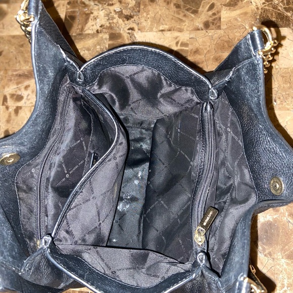 Michael Kors gold metal w/ black pebbled leather bag satchel Medium size - Picture 7 of 8